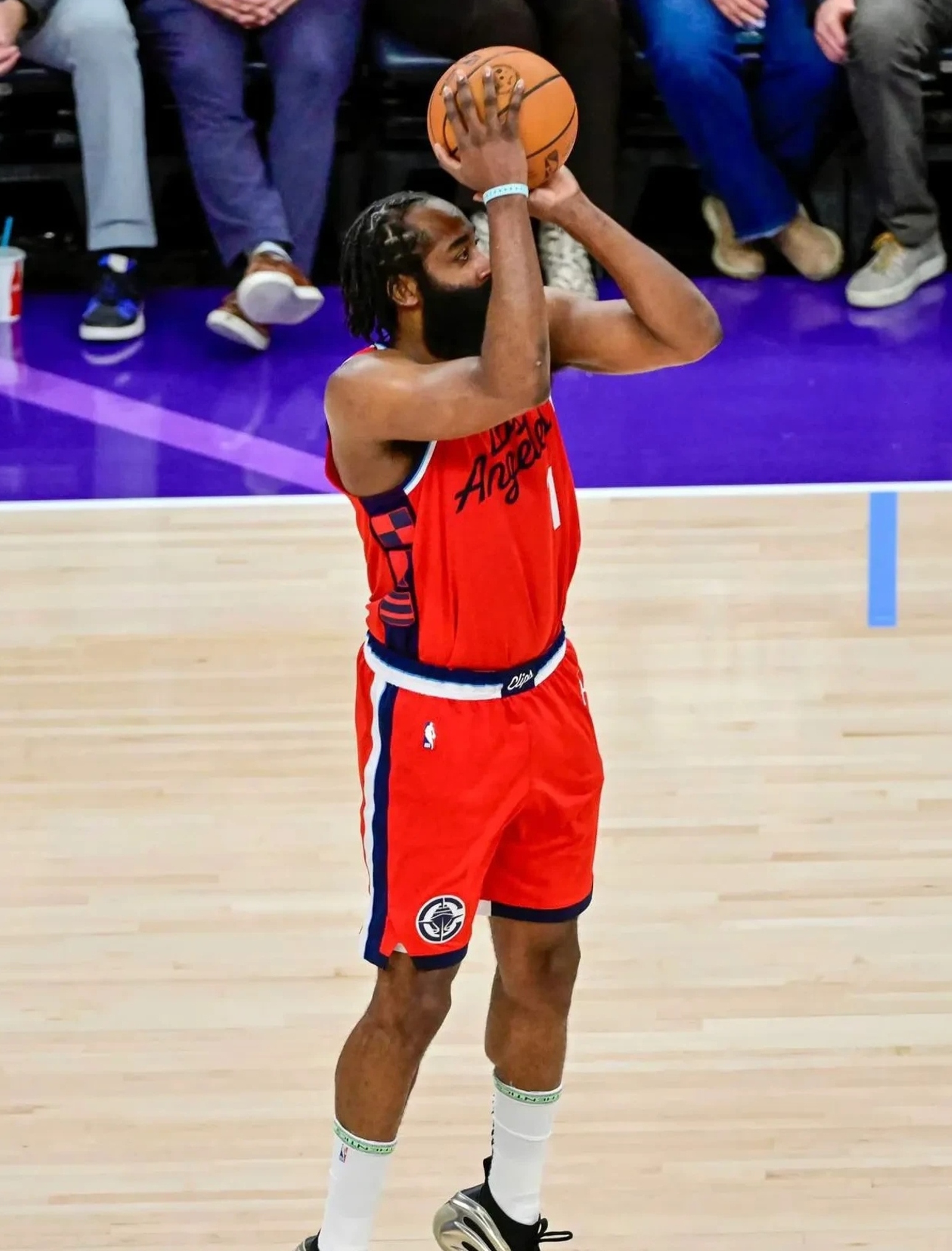 爱游戏正版平台-快船不断突破！，梅西连续三场比赛得分超过领先优势明显全场沸腾不已的简单介绍